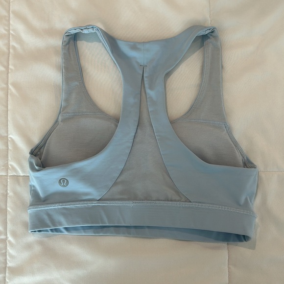 Lululemon Invigorate Bra size 4 - Picture 2 of 3